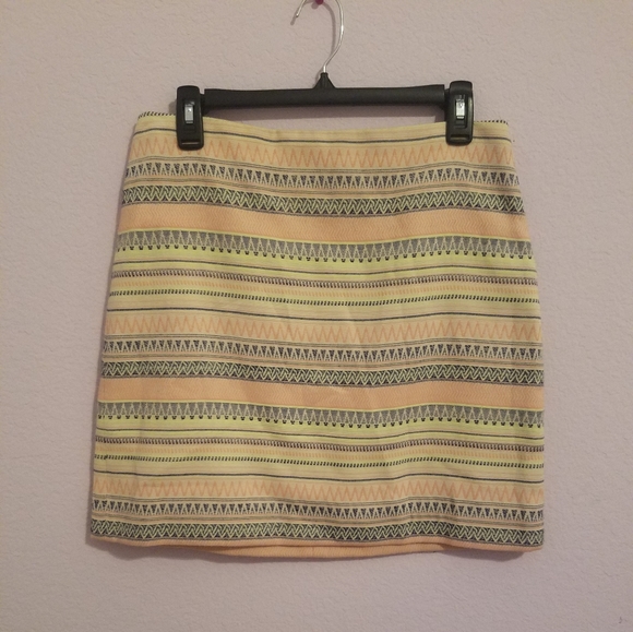 Loft Woven Patterned Mini Skirt Petite - Picture 4 of 6